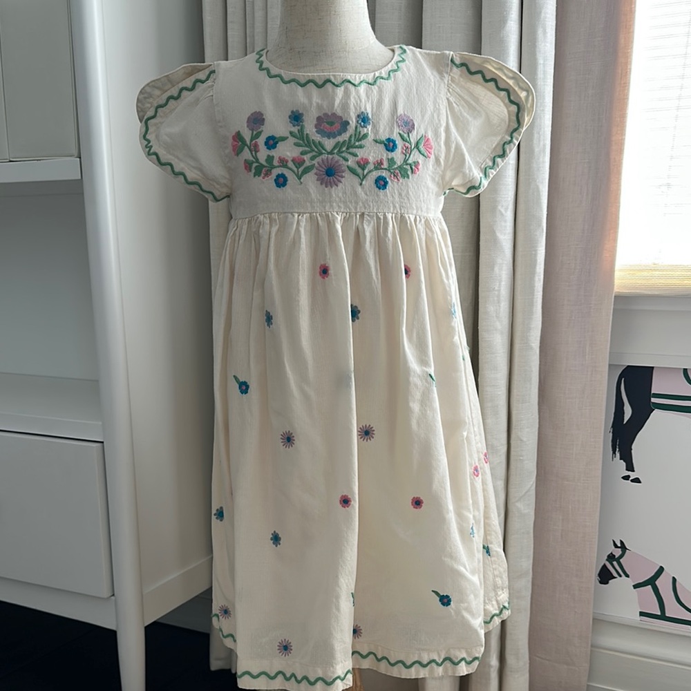 Mini Boden Embroidered Floral White Dress